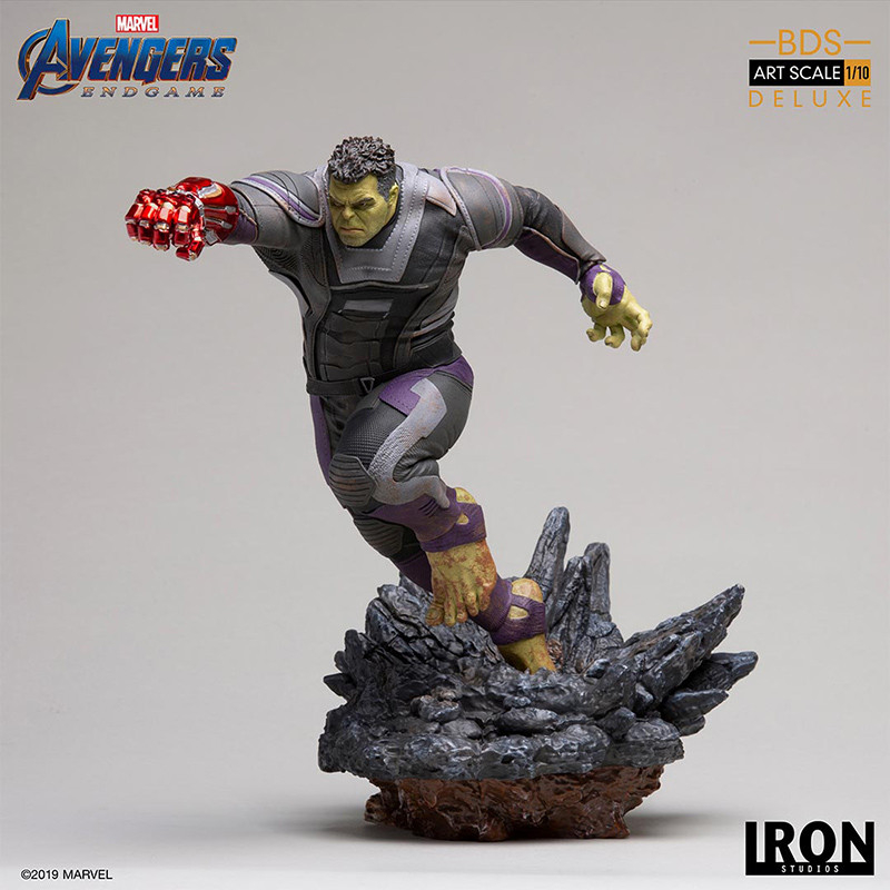 Hulk Avengers Endgame DLX Art Statue Iron Studios